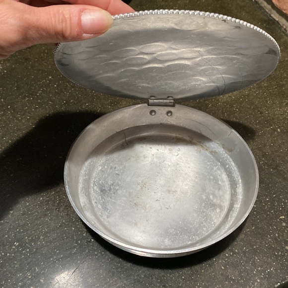 Antique B W Buenilum hand wrought silent butler with lid - Picture 4 of 7